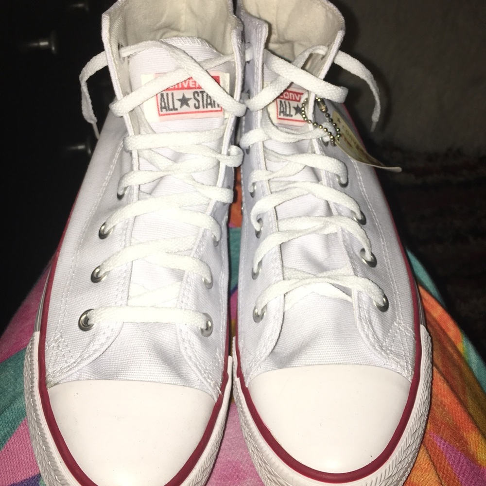 Men’s 8 1/2 hightop converse
